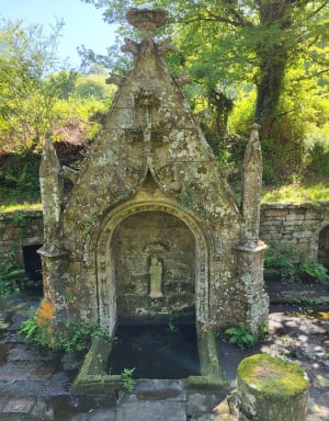 Guern par Kerjanic et en admiration devant la chapelle de Quelven - Karl - 3