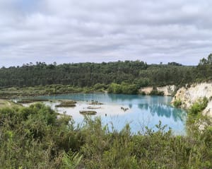 Guizengeard en de steengroevemeren met turquoise wateren - Guizengeard - 10