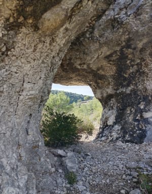 Balade entre Fontaine de Vaucluse et le Mur de la Peste - Irene - 8