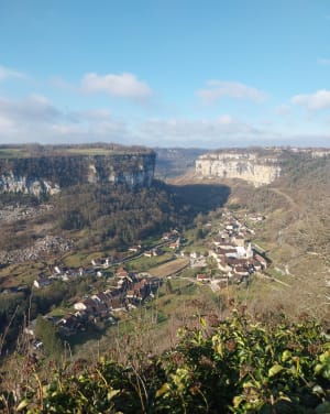 Petite aventure forestière à la Croix de Suchot de Baume-les-Messieurs - Baume-les-Messieurs - 26