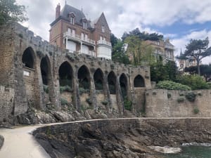 Dinars, chemin côtier des peintres et ses demeures anciennes - Dinard - 16