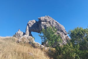 La fameuse pierre percée - Pierre-Châtel - 29