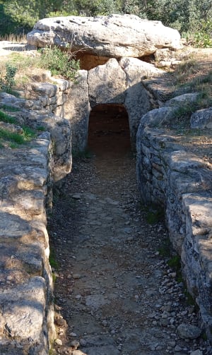 Le Pouget : excursion chargée d'histoires fortes - Jean - 18