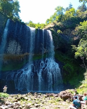 Verfrissende Cascade des Baumes en mysterieuze dolmen - Le Brignon - 40
