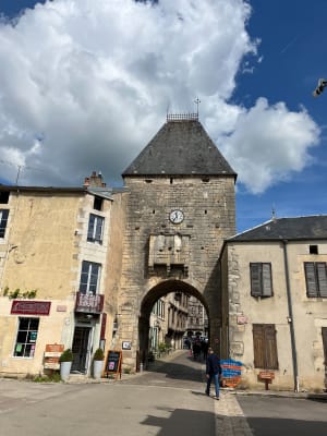 Châteaux de Bourgogne et voyage dans le Temps - Noyers - 5