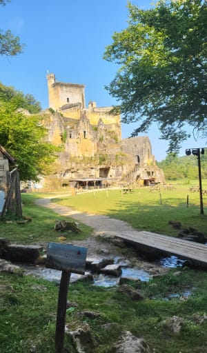 Balade jusqu'au Château de Commarque - Les Eyzies - 24