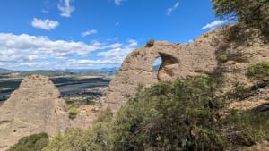 Incroyable falaise des Pénitents et panoramas sublimes - Les Mées - 5