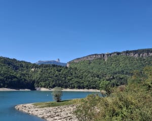 Lac de Monteynard : lagon bleu et passerelles suspendues - Nelly - 7