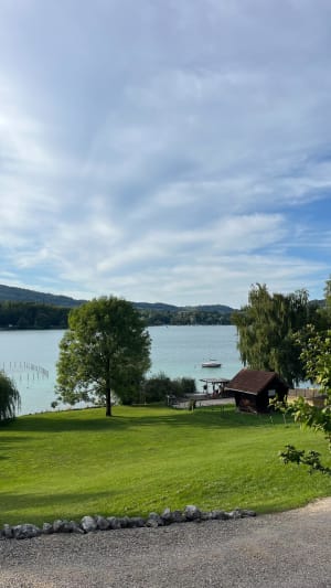 Bilieu, ses alentours et vue sur le lac Paladru - Moon - 9