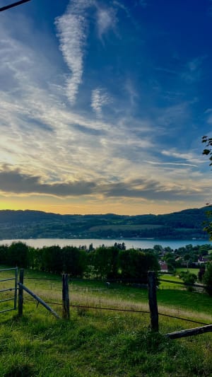 Bilieu, ses alentours et vue sur le lac Paladru - Moon - 11