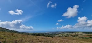 Menez-Hom, menhirs, templiers et vue sur le trident breton - Yann - 5