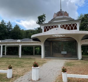 Autour du domaine thermal à Miers - Martin - 4