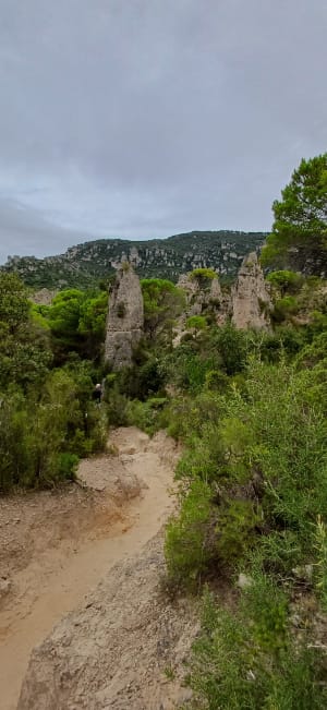 Beauté du Cirque de Mourèze et partie de cache-cache - Carole - 14