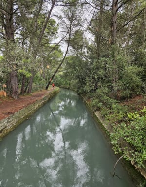 Fontaine de Vaucluse et sérénité le long du canal - Kris - 12