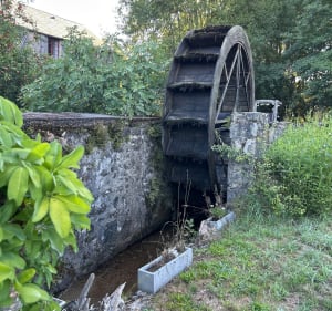 Promenade dans le Morvan, et moulin de Razou - carol - 2