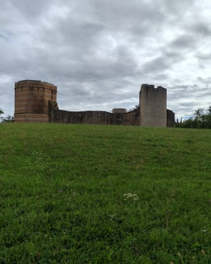 Une visite de trevoux et de ses monuments - Lylou - 3