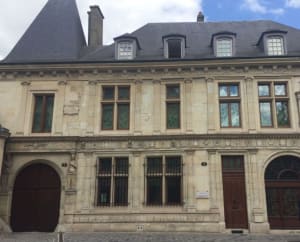 Reims, ville des Rois de France et héritage culturel ancré - Jean-marie - 2