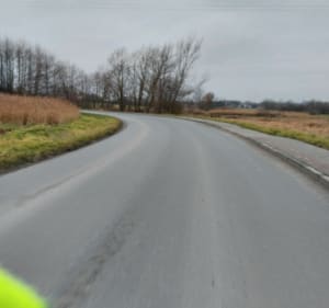 Szosą obok starorzecza Wisłoka - Marcin - 2