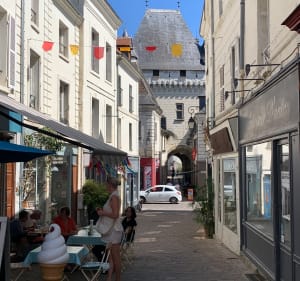 Flâner dans la cité médiévale de Loches - Sophie - 5