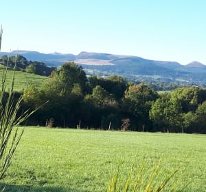 Nébouzat et Tour du Puy de Pourcharet - Nébouzat - 2