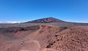 Le cratére Dolomieu de la fournaise - LUC - 12
