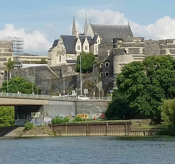 Jolie boucle Ponts de Cé, Ste Gemmes, Bouchemaine, Angers - Attention les dégâts - 1