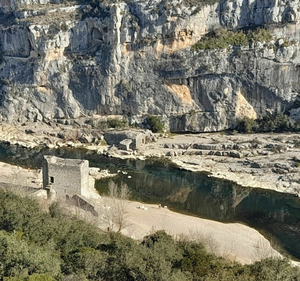 La Baume depuis Poulx - Poulx - 1