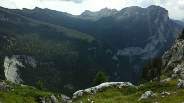 Ambiance aérienne sur la sangle de Fouda Blanc et cirque exceptionnel - Saint-Même-d'en-Haut - 1