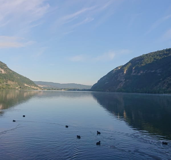 Tour du lac et pierre aux chasseurs à VTT - Saint-Martin-du-Frêne - 1