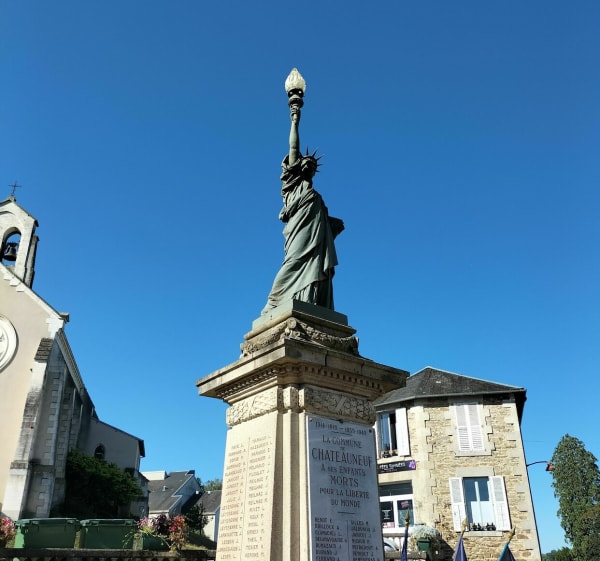 Châteauneuf-la-Forêt, een resistente stad - Châteauneuf-la-Forêt - 1