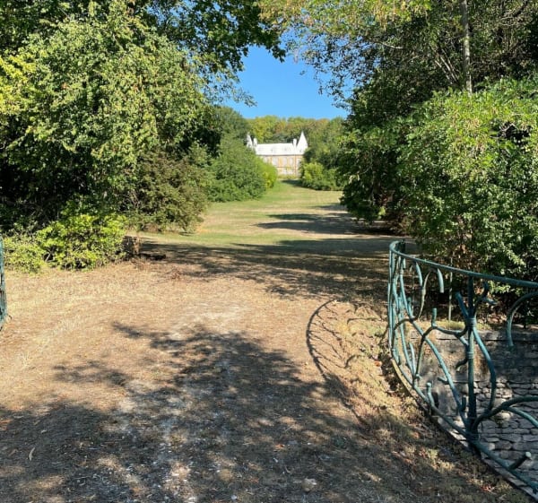 Tour des parcs Issou - Issou - 1