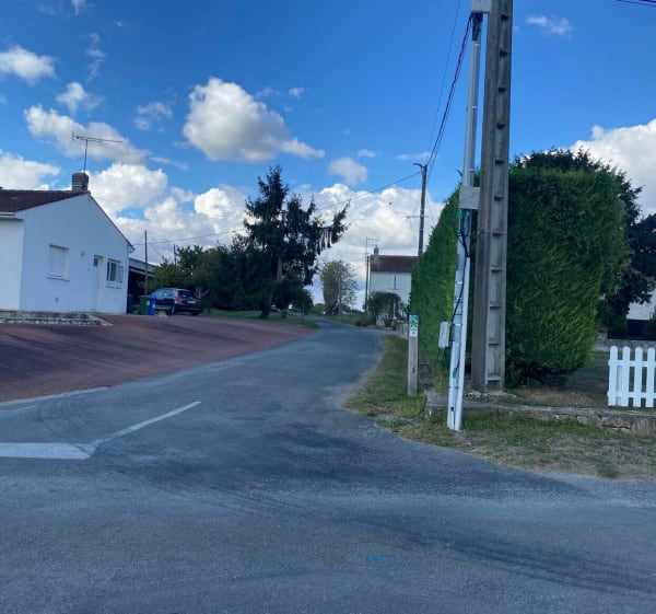 Début de Flow Vélo sur le chemin blanc - Saintes - - Saintes - 1