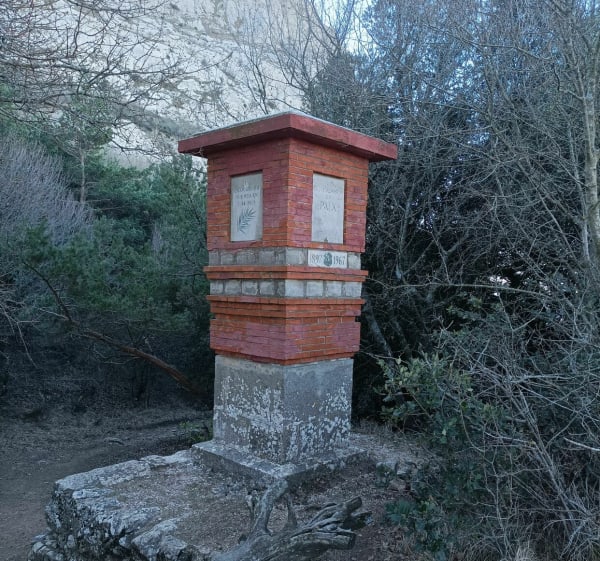 Le Vallon de l'Aigle depuis Plan-d'Aups-Sainte-Baume - Plan-d'Aups-Sainte-Baume - 1