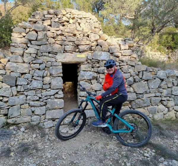 Sortie sur Aramon sur le sentier des Capitelles - Norbert - 1