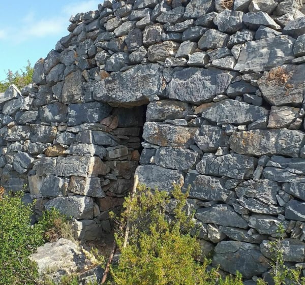 Chemin des capitels sur la tourèze - Latour-de-France - 1