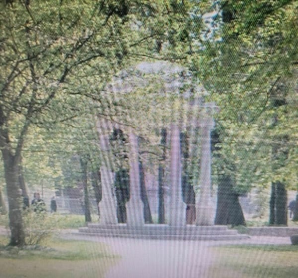 Balade  familiale en toute sécurité au Parc de la Colombière - Dijon - 1