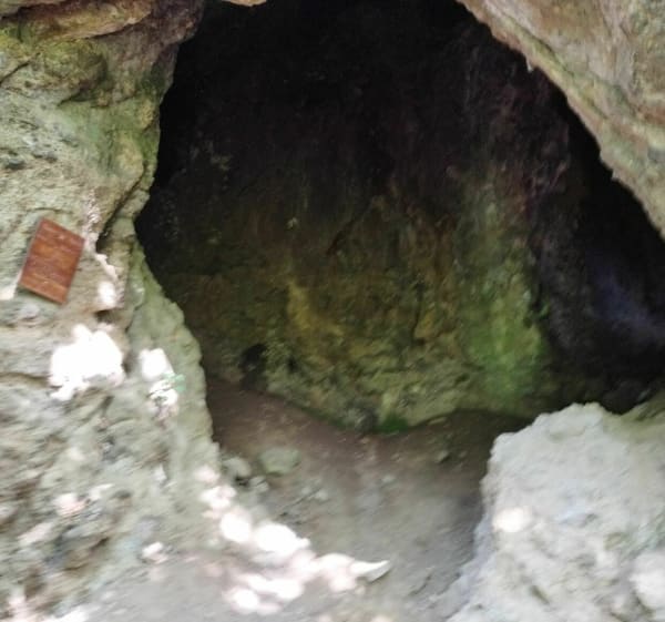 De grot van de Engelsen - Vic-sur-Cère - 1
