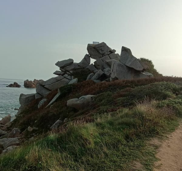 Du Port le Diben à Morlaix par le sentier côtier GR 34 - ED17 - 1