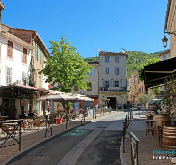 Autour du Castellet, par Ceyreste et Aubagne - Le Castellet - 1