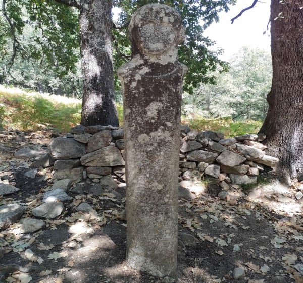 Menhir statue de Taverna - Tavera - 1