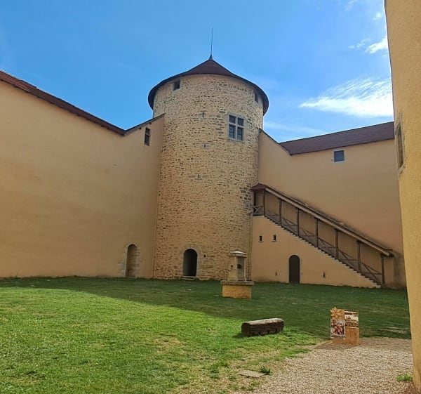 Balade jusqu'au Château des Allymes - Vaux-en-Bugey - 1
