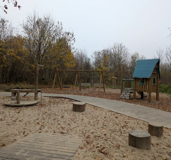 Klin Żmigrodzki i Park Poświecki - Wrocław - 1