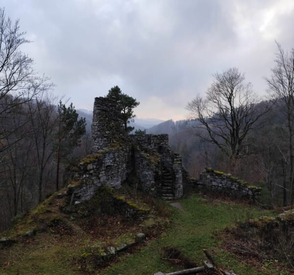 Tancirna - jarmark bożonarodzeniowy, zamek Rychleby - Uhelná - 1