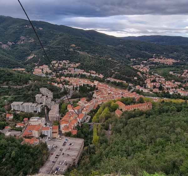 Le Drapeau au dessus d'Amélie-les-Bains - Amélie-les-Bains-Palalda - 1