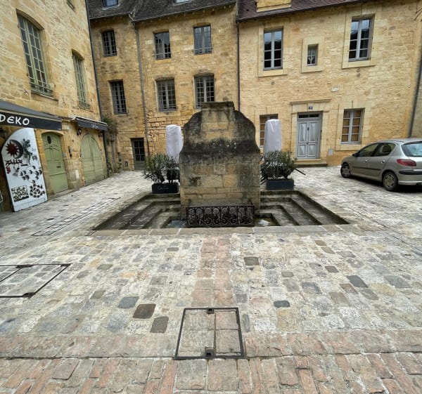 Centre historique de Sarlat par le côté Sud - Sarlat-la-Canéda - 1