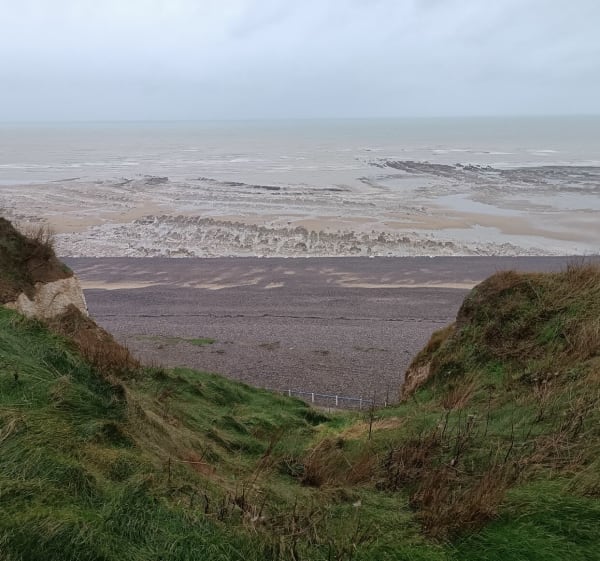 En passant par la falaise de Flocques - Flocques - 1