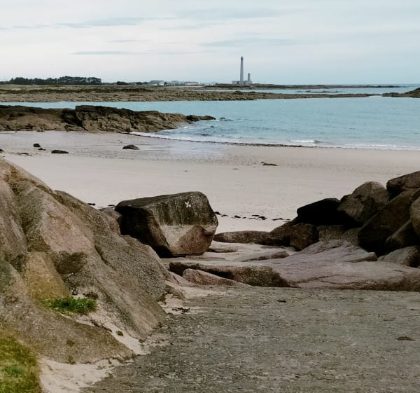 En passant au pied du phare de Gatteville et le Crabec - Gatteville-le-Phare - 1