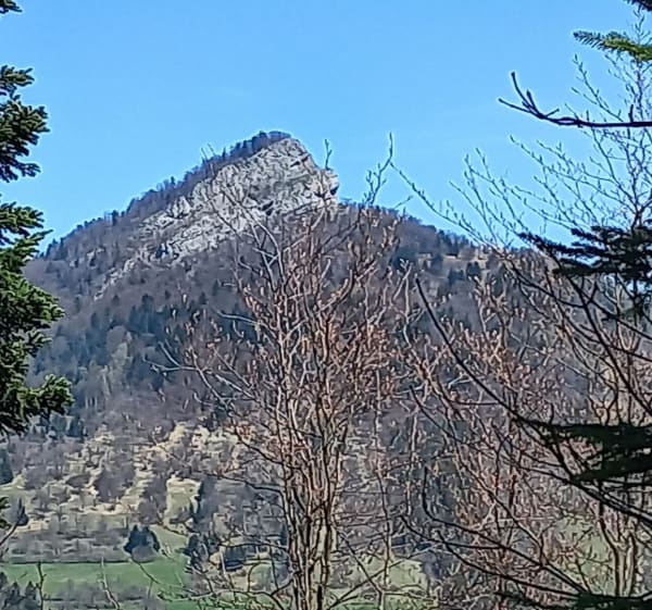Refuge de la Soldanenne (Vercors) et vue panoramique - Château-Bernard - 1