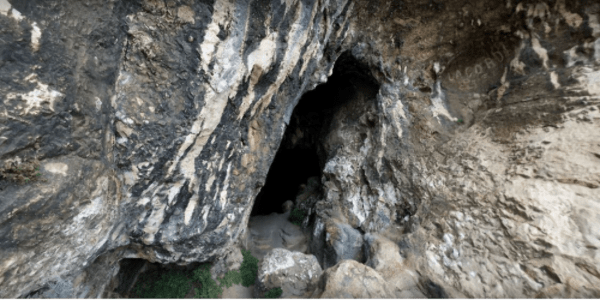 Massif de Marseilleveyre et ses grottes incroyables - Marseille - 1