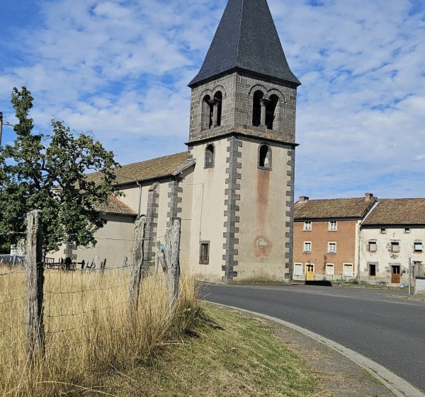 St-Jacques-d'Ambur et panorama sur Puy-de-Dôme - christof - 1